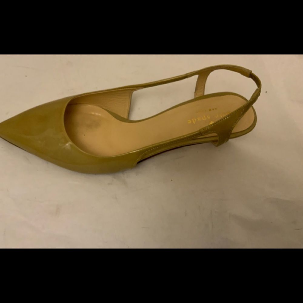 KATE SPADE womens 8 beige toe patent leather slingback shoes